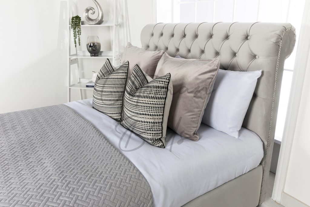 Chesterfield Sleigh Bed - Ottoman Sleigh Bed | Ottoman Beds